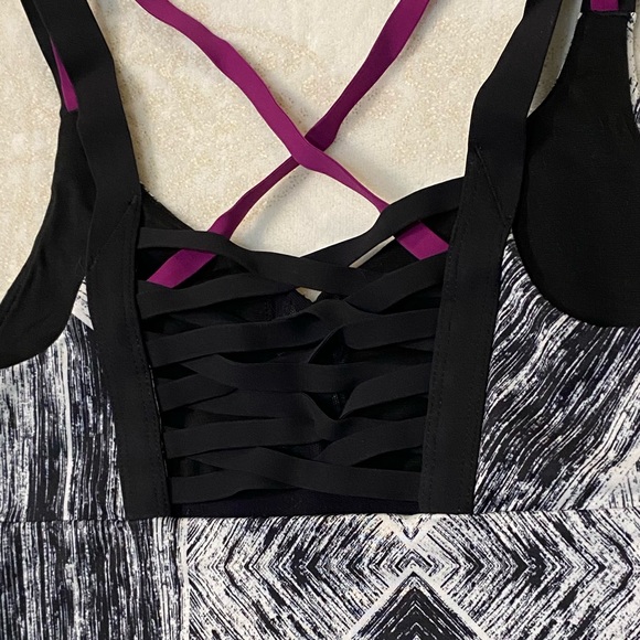 Lululemon Hot To Street Tank - Picture 5 of 7